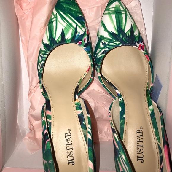 Green Floral - Picture 4 of 5